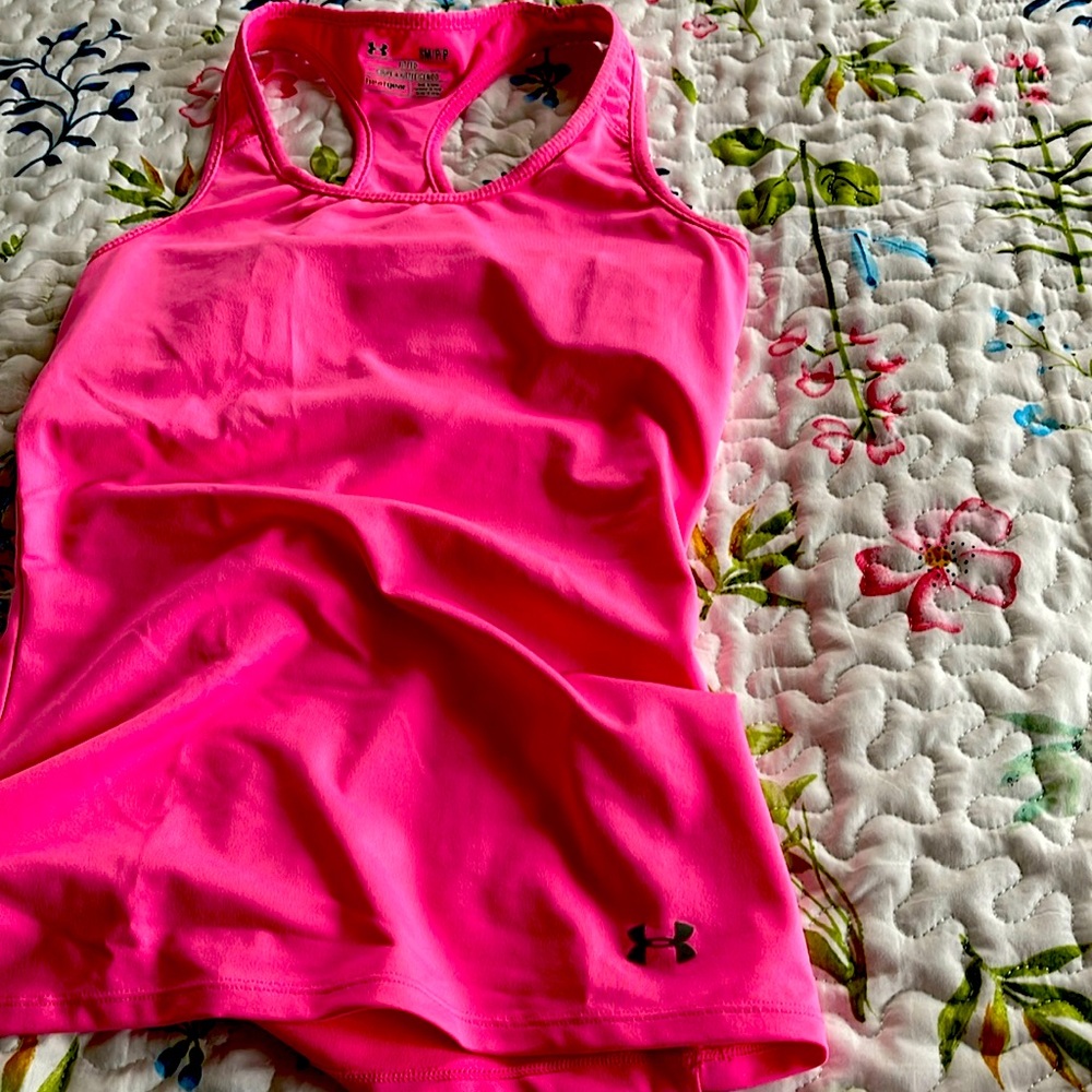 Under armour fitted pink top
